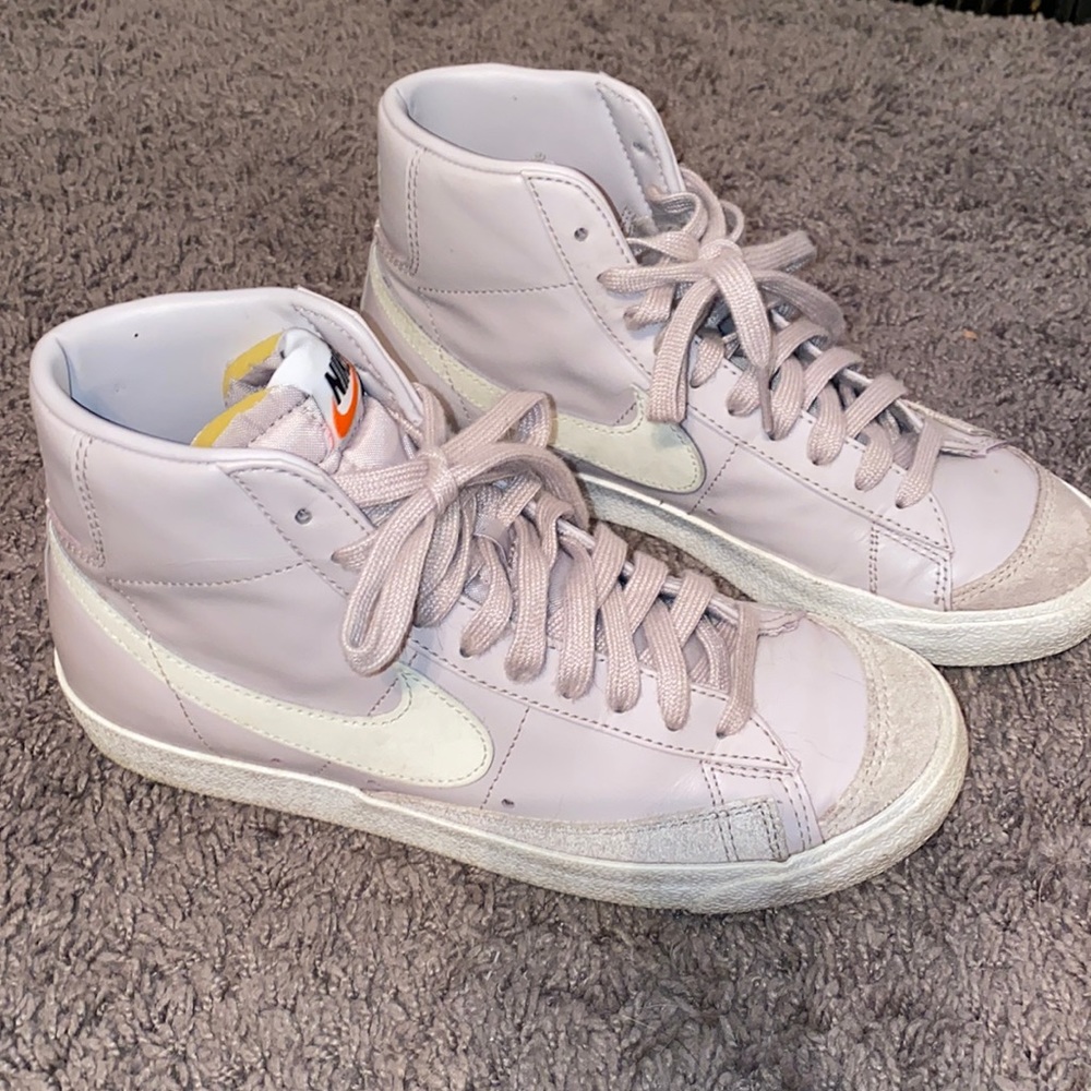 Nike Women's High-Top Sneakers in Light Pink with White Swoosh